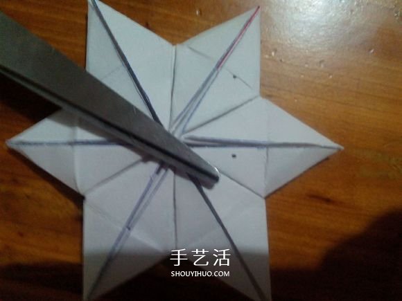 3D立體雪花的折紙圖解 復雜精美雪花的折法 -  itrip.net.cn