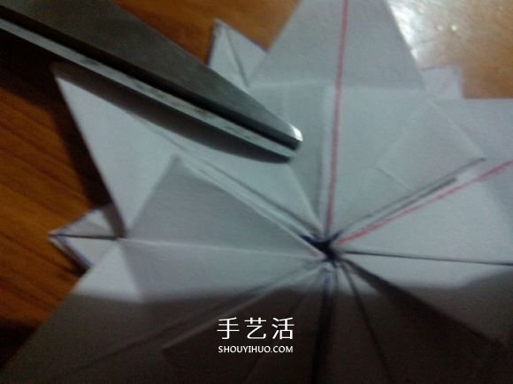 3D立體雪花的折紙圖解 復雜精美雪花的折法 -  itrip.net.cn