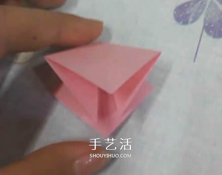 帶蓋方形包裝盒的折法 還包括盒蓋上的蝴蝶結(jié) -  itrip.net.cn