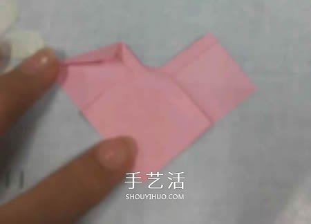 帶蓋方形包裝盒的折法 還包括盒蓋上的蝴蝶結(jié) -  itrip.net.cn