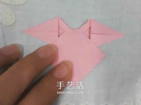 帶蓋方形包裝盒的折法 還包括盒蓋上的蝴蝶結(jié) -  itrip.net.cn