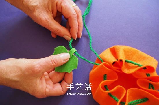 萬圣節(jié)南瓜袋制作方法 布藝南瓜糖果袋的做法 -  itrip.net.cn
