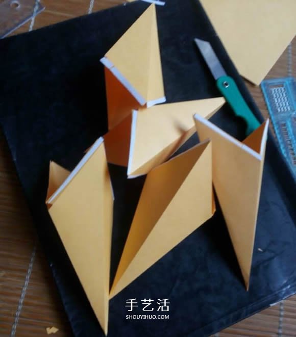 如何用卡紙做五角星 立體五角星的折法圖解 -  itrip.net.cn