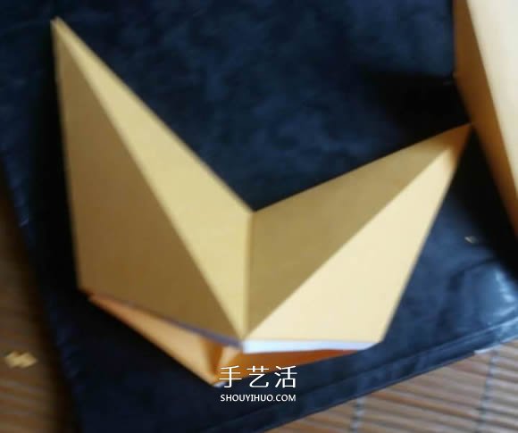 如何用卡紙做五角星 立體五角星的折法圖解 -  itrip.net.cn