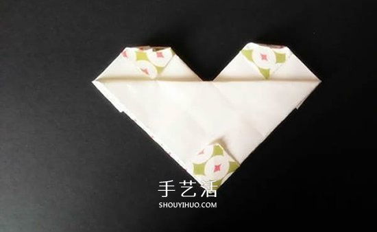 簡單格子愛心怎么折 格紋桃心的折疊方法圖解 -  itrip.net.cn