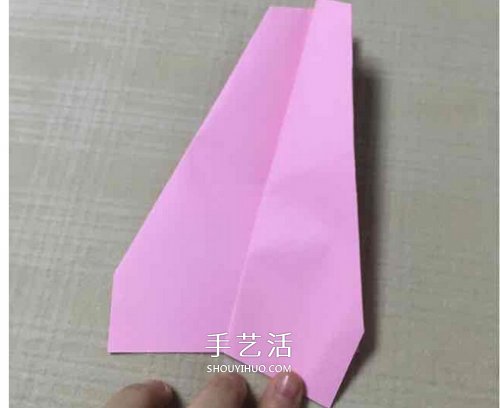 最簡(jiǎn)單紙飛機(jī)折紙圖解 飛起來(lái)非常平穩(wěn)持久 -  itrip.net.cn