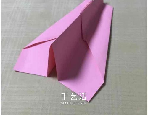 最簡(jiǎn)單紙飛機(jī)折紙圖解 飛起來(lái)非常平穩(wěn)持久 -  itrip.net.cn