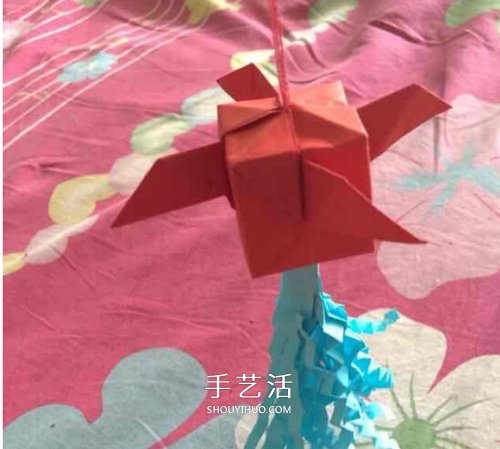 帶翅膀燈籠的折紙方法 帶穗子紙燈籠折法圖解 -  itrip.net.cn