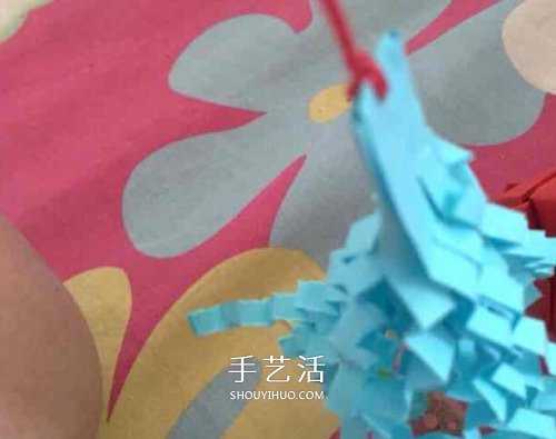 帶翅膀燈籠的折紙方法 帶穗子紙燈籠折法圖解 -  itrip.net.cn