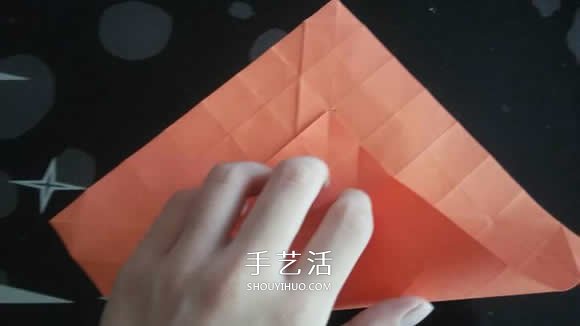 玫瑰紙盒的折法圖解 情人節(jié)玫瑰禮品盒折紙 -  itrip.net.cn