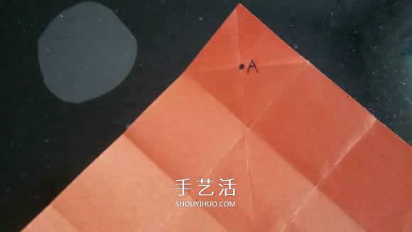 玫瑰紙盒的折法圖解 情人節(jié)玫瑰禮品盒折紙 -  itrip.net.cn