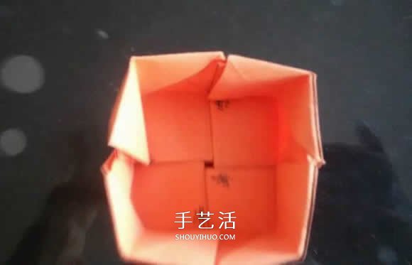 玫瑰紙盒的折法圖解 情人節(jié)玫瑰禮品盒折紙 -  itrip.net.cn