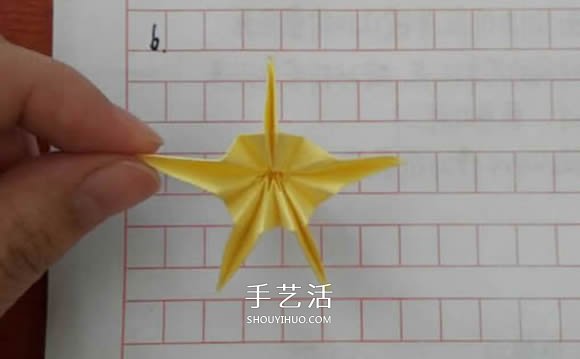 五瓣佐藤玫瑰折法圖解 怎么折佐藤玫瑰花步驟 -  itrip.net.cn