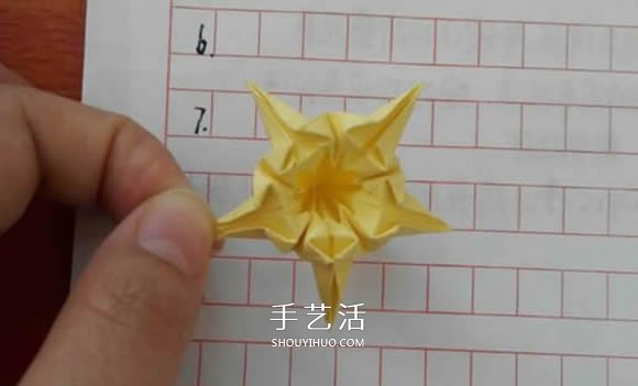 五瓣佐藤玫瑰折法圖解 怎么折佐藤玫瑰花步驟 -  itrip.net.cn