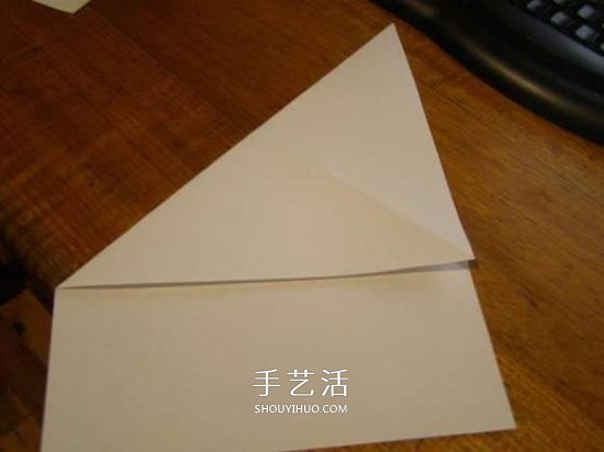 飛得更快更遠(yuǎn)！ 簡單紙飛機的折紙方法圖解 -  itrip.net.cn