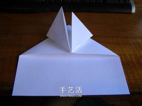 飛得更快更遠(yuǎn)！ 簡單紙飛機的折紙方法圖解 -  itrip.net.cn