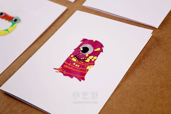 有趣的賀卡DIY 萬圣節(jié)小怪物賀卡手工制作 -  itrip.net.cn