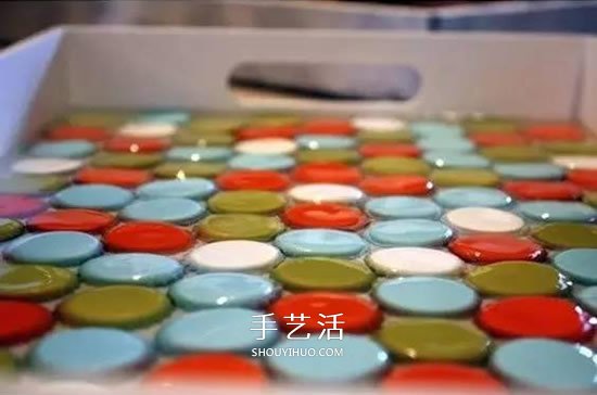 瓶蓋廢物利用 把木托盤改造成泡茶墊子的方法 -  itrip.net.cn