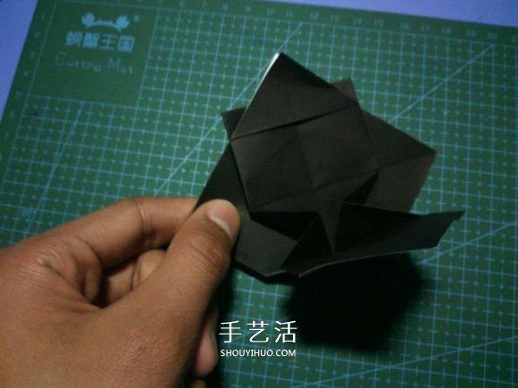 折一只國寶出來！可愛大熊貓的折紙方法圖解 -  itrip.net.cn
