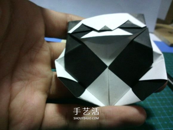 折一只國寶出來！可愛大熊貓的折紙方法圖解 -  itrip.net.cn