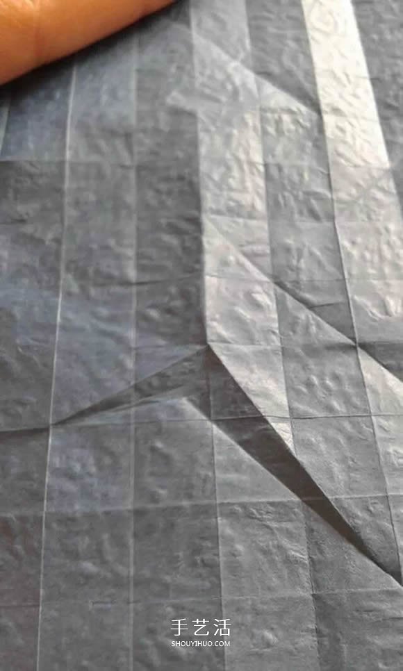 折紙玫瑰花教程 漂亮貝利爾玫瑰的折法步驟 -  itrip.net.cn