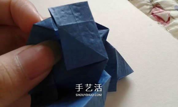 折紙玫瑰花教程 漂亮貝利爾玫瑰的折法步驟 -  itrip.net.cn