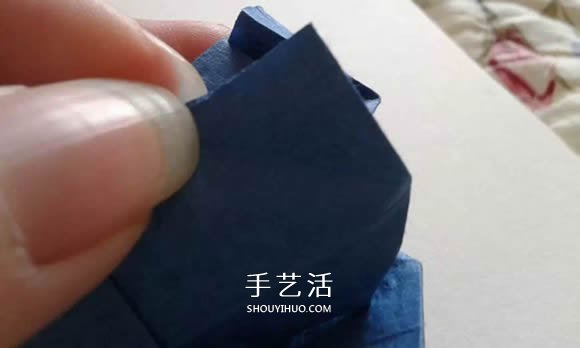折紙玫瑰花教程 漂亮貝利爾玫瑰的折法步驟 -  itrip.net.cn