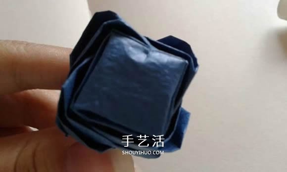 折紙玫瑰花教程 漂亮貝利爾玫瑰的折法步驟 -  itrip.net.cn
