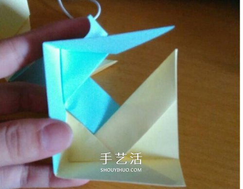 風(fēng)車盒子怎么折圖解教程 方形風(fēng)車禮盒的折法 -  itrip.net.cn