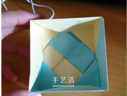 風(fēng)車盒子怎么折圖解教程 方形風(fēng)車禮盒的折法 -  itrip.net.cn