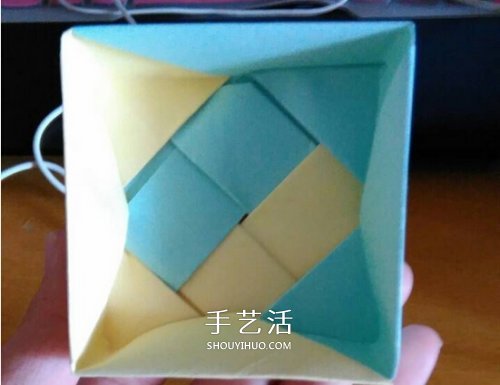 風(fēng)車盒子怎么折圖解教程 方形風(fēng)車禮盒的折法 -  itrip.net.cn