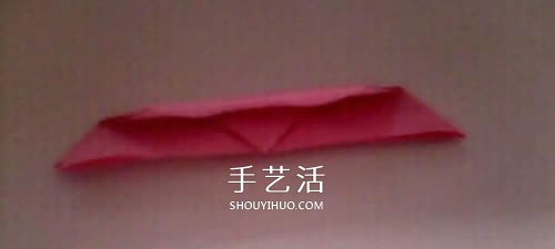 簡(jiǎn)單紙玫瑰花的折法 像是還未完全綻放的結(jié)構(gòu) -  itrip.net.cn