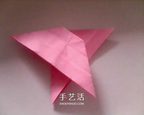 簡(jiǎn)單紙玫瑰花的折法 像是還未完全綻放的結(jié)構(gòu) -  itrip.net.cn