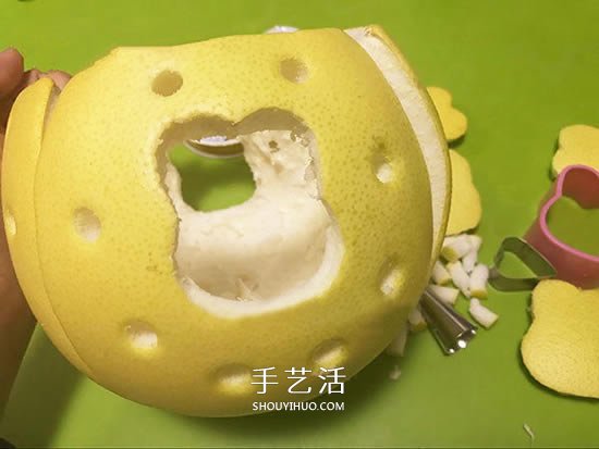 創(chuàng)意柚子皮燈籠的做法 如何用柚子皮做燈籠 -  itrip.net.cn