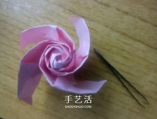 AP玫瑰折紙方法圖解 漂亮花型玫瑰怎么折圖解 -  itrip.net.cn