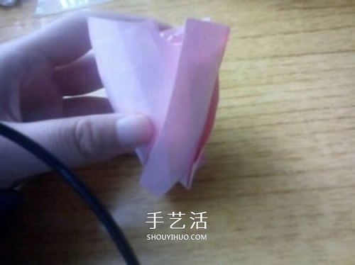 AP玫瑰折紙方法圖解 漂亮花型玫瑰怎么折圖解 -  itrip.net.cn