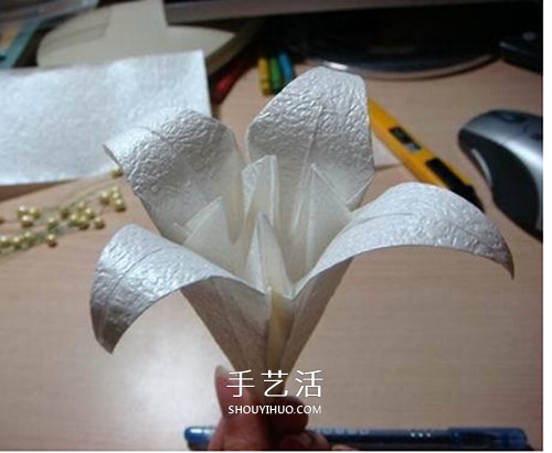 寓意百年好合！ 美麗紙百合花的折疊方法圖解 -  itrip.net.cn