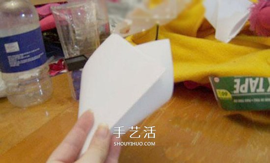 剪些雪花作為春節(jié)裝飾 六角雪花剪紙步驟圖解 -  itrip.net.cn