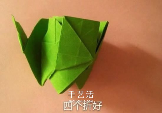 一張紙折玫瑰花的圖解教程 連花萼也一起折出 -  itrip.net.cn