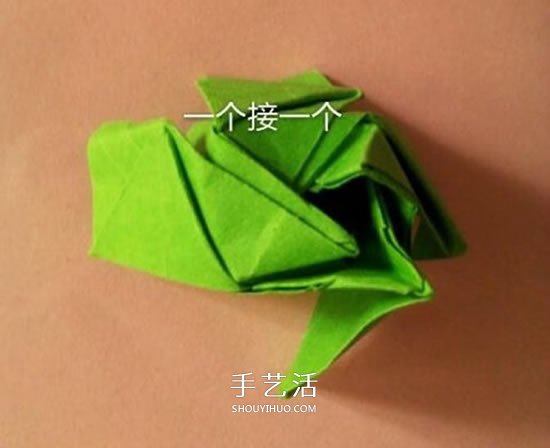 一張紙折玫瑰花的圖解教程 連花萼也一起折出 -  itrip.net.cn