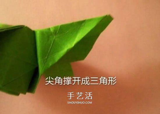 一張紙折玫瑰花的圖解教程 連花萼也一起折出 -  itrip.net.cn
