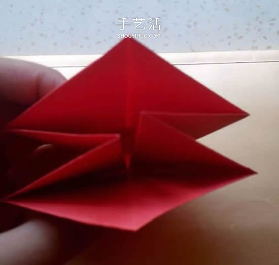 兒童簡(jiǎn)單折紙盒教程 鼎形紙盒的折法圖解 -  itrip.net.cn