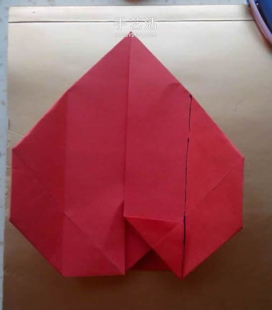 兒童簡(jiǎn)單折紙盒教程 鼎形紙盒的折法圖解 -  itrip.net.cn