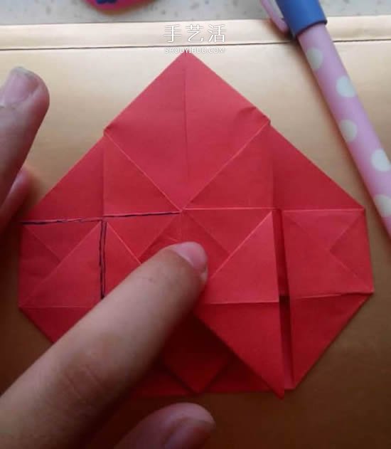 兒童簡(jiǎn)單折紙盒教程 鼎形紙盒的折法圖解 -  itrip.net.cn