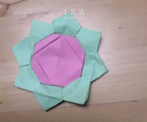 旋轉(zhuǎn)紙陀螺怎么折圖解 簡(jiǎn)單花型陀螺折紙教程 -  itrip.net.cn