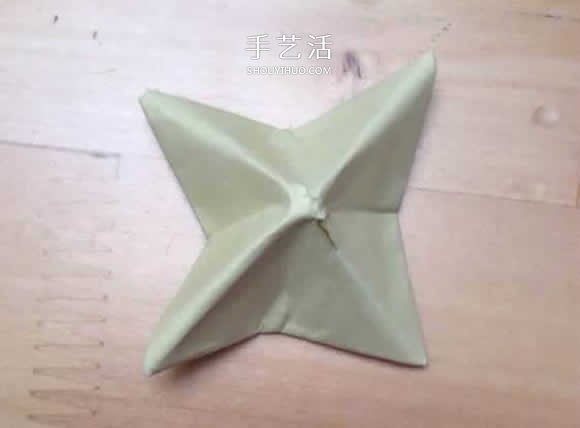旋轉(zhuǎn)紙陀螺怎么折圖解 簡(jiǎn)單花型陀螺折紙教程 -  itrip.net.cn
