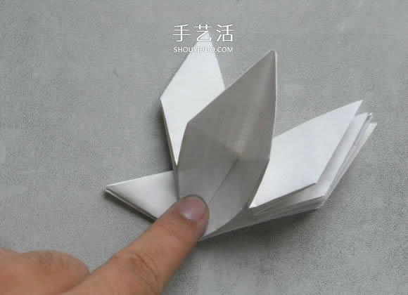 雙翼飛機(jī)的折紙方法 怎么折雙翼機(jī)的步驟圖 -  itrip.net.cn