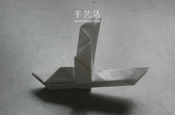 雙翼飛機(jī)的折紙方法 怎么折雙翼機(jī)的步驟圖 -  itrip.net.cn