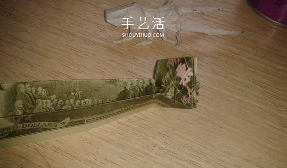 花心天使心的折法圖解 好看美元折紙愛心教程 -  itrip.net.cn