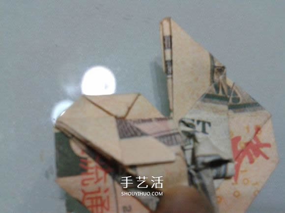 惡魔心的折法圖解教程 像眼鏡蛇的惡魔心折紙 -  itrip.net.cn